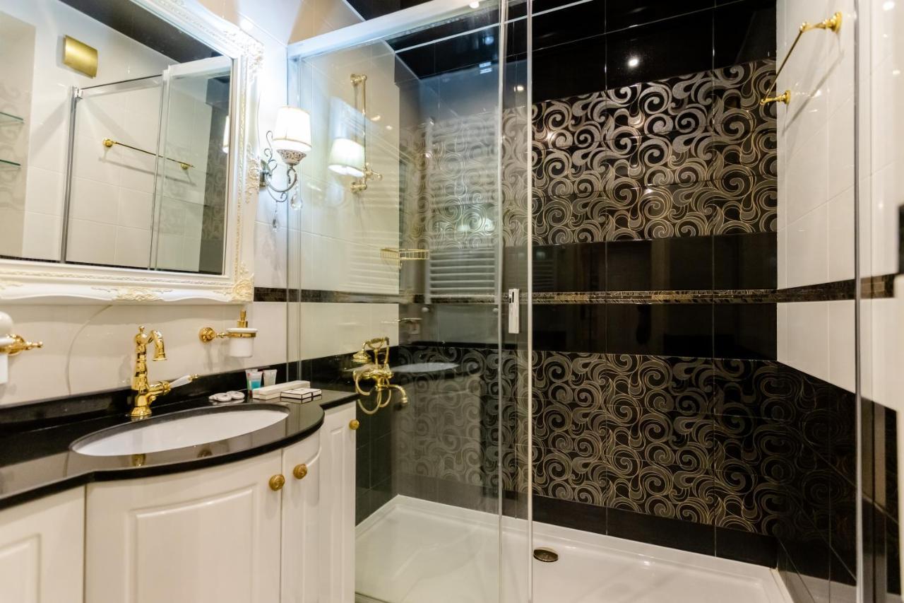 3Bd-2Bth Apartment In Tbilisi City Center Екстериор снимка