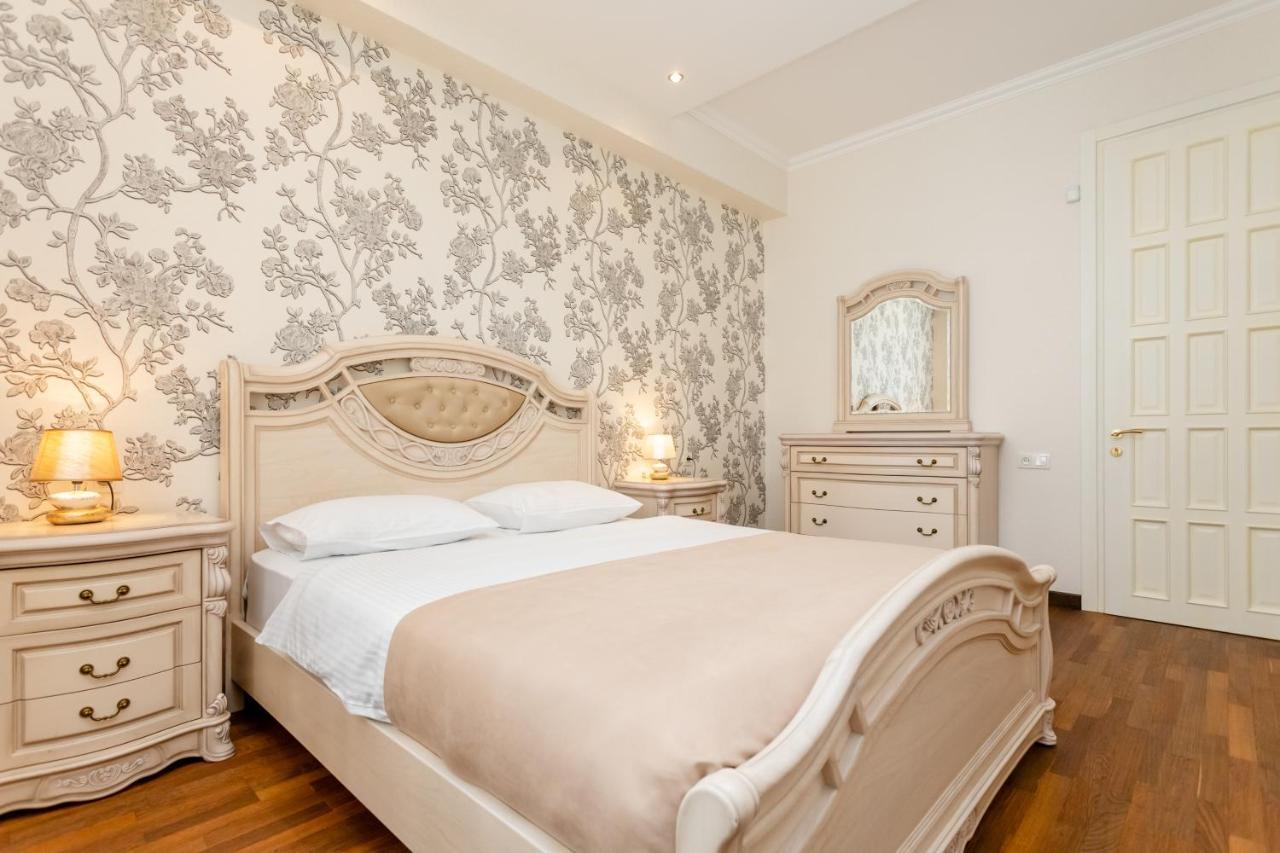 3Bd-2Bth Apartment In Tbilisi City Center Екстериор снимка